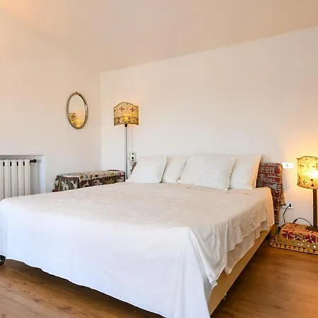 Casa Al Lago Apartment