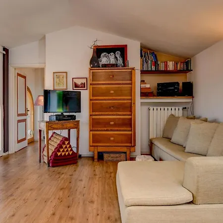 Casa Al Lago Apartment *